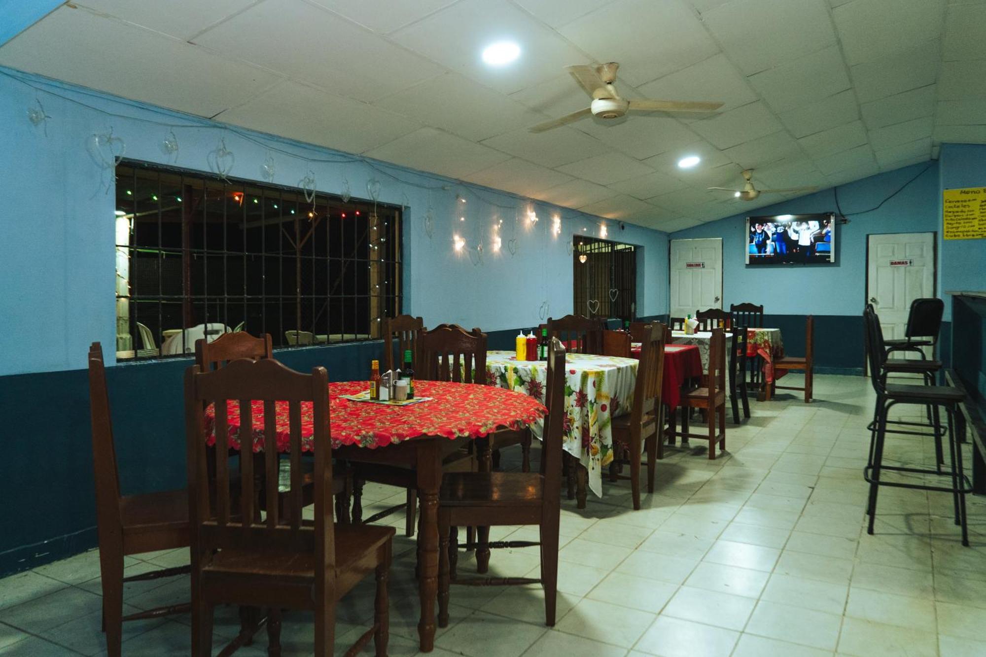 El Cocobolo Food&Rest Room 4 Bed And Breakfast Wifi Ac Pkg Gratis Liberia Exterior photo