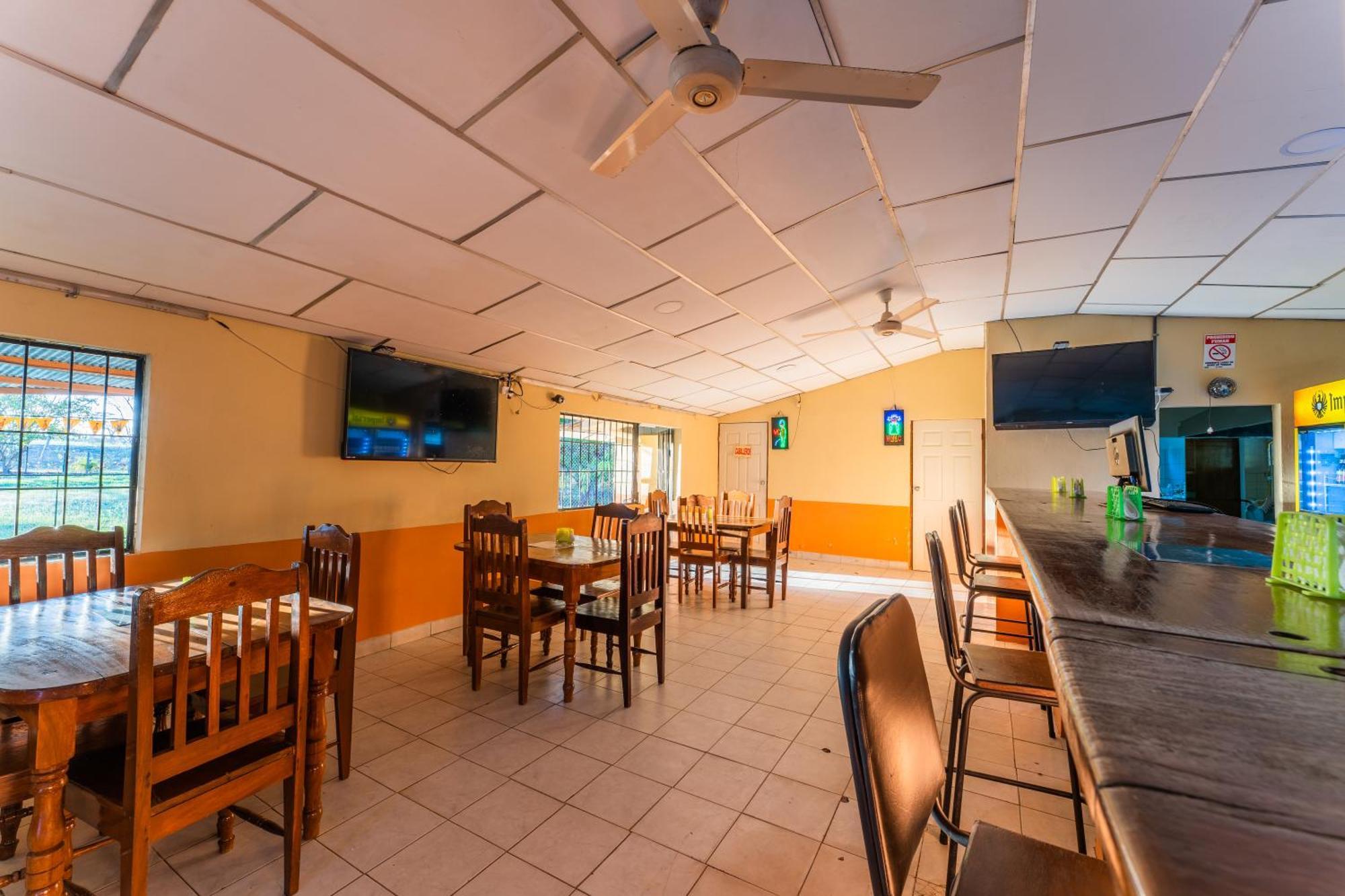 El Cocobolo Food&Rest Room 4 Bed And Breakfast Wifi Ac Pkg Gratis Liberia Exterior photo